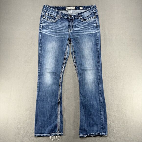 BKE Payton Jeans Womens 32x30 Low Boot Stretch Ripped Western Medium‎ Wash Denim - Picture 1 of 15